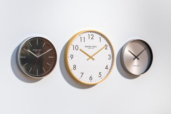 Round hanging clocks