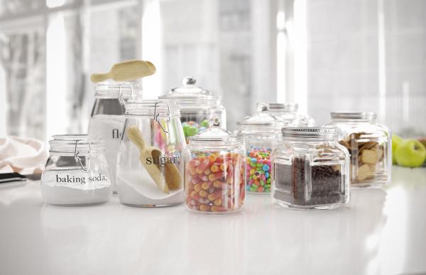 Food storage containers