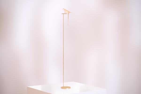 Modern floor lamp